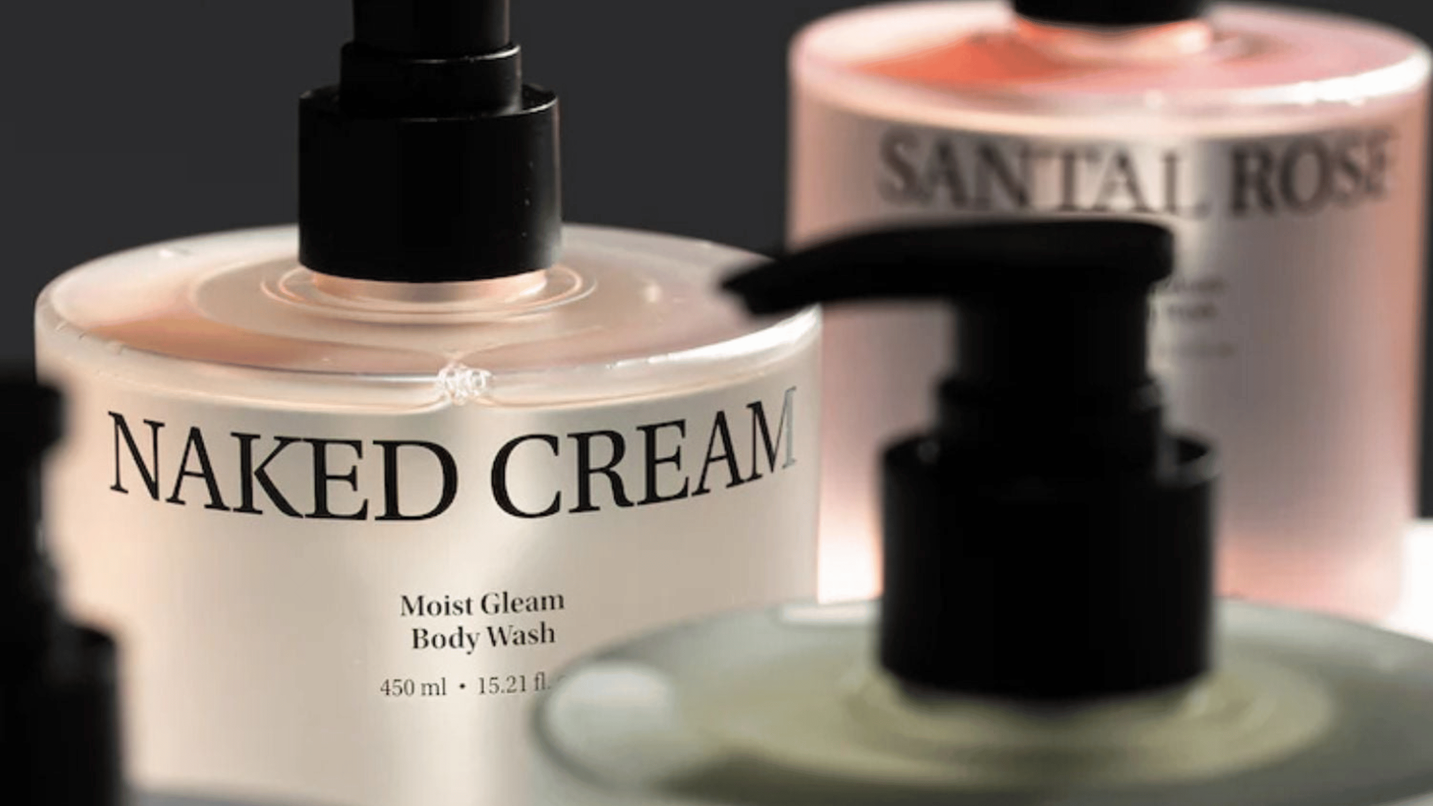 Objet by KUNDAL Moist Gleam Body Wash 450 ml i dofterna Naked Cream och Santal Rose – koreansk kroppsrengöring i pumpflaska.