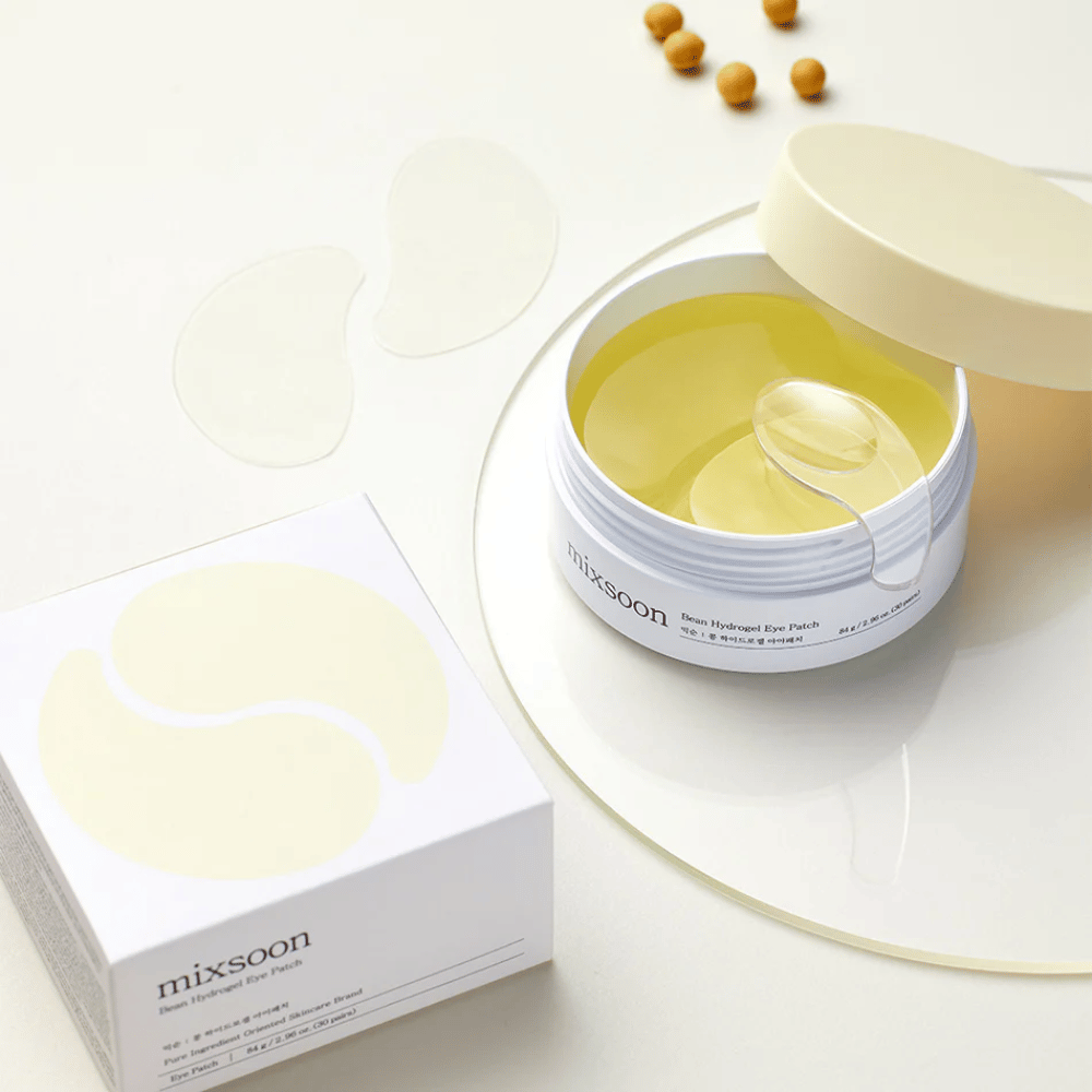 Mixsoon Bean Hydrogel Eye Patch – Εντατικές ενυδατικές μάσκες ματιών για πιο ζωντανό βλέμμα.

🌱 Ζυμωμένο εκχύλισμα φασολιών – Βαθιά θρεπτικό και ενυδατικό.
💧 Τεχνολογία υδρογέλης – Δροσιστικό και τέλεια εφαρμογή.
✨ Φωτίζει & μειώνει το πρήξιμο – Καταπολεμά τους μαύρους κύκλους και τα σημάδια κόπωσης.

Ιδανικό για μια φρέσκια και ξεκούραστη επιδερμίδα!