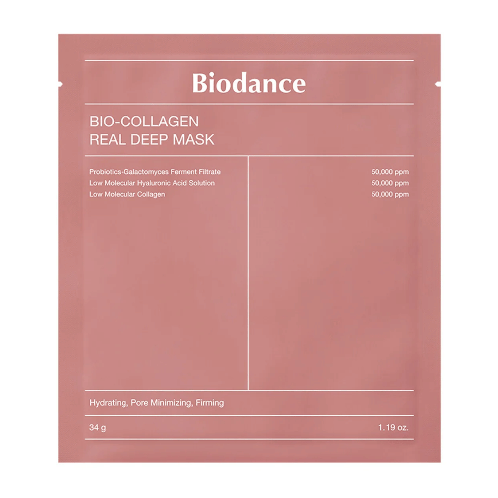Η εικόνα δείχνει Bio-Collagen Real Deep Mask από Biodance, συσκευασμένο σε απαλό ροζ. Το κείμενο περιγράφει συστατικά όπως προβιοτικά, γαλακτομύκητες, υαλουρονικό οξύ και κολλαγόνο, με αποτελέσματα όπως ενυδάτωση, μείωση πόρων και σφριγηλότητα.