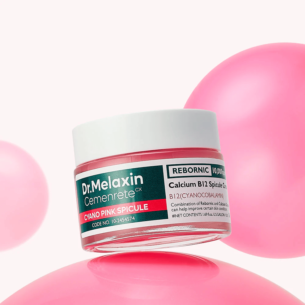 Dr. Melaxin Cemenrete Cyano Pink Spicule Cream με κυανοκοβαλαμίνη και spicules που βοηθούν το δέρμα να ανανεωθεί και να αποκτήσει πιο ομοιόμορφο τόνο.
