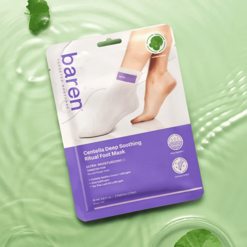 8. Baren Centella Deep Soothing Ritual Foot Mask – συσκευασία με καταπραϋντική μάσκα ποδιών σε πράσινο φόντο με νερό και φύλλα centella