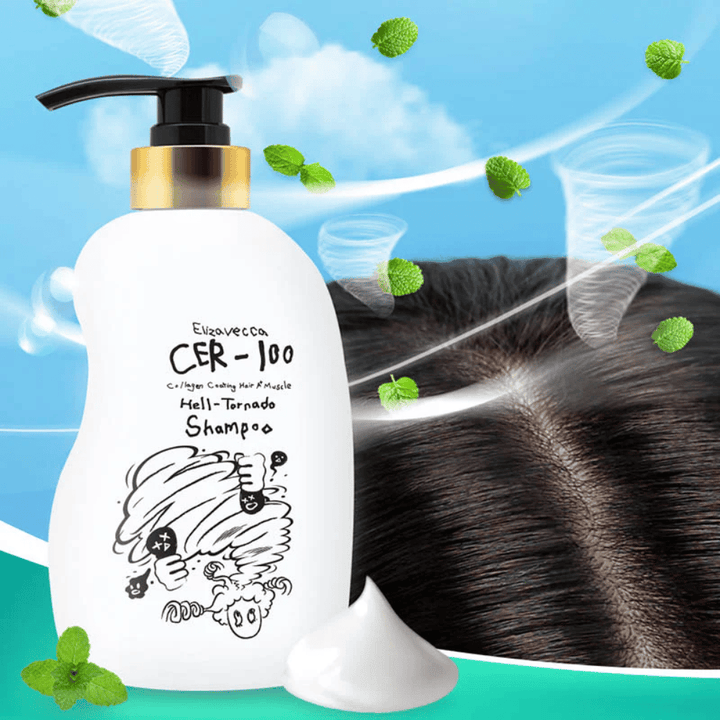 Το Elizavecca CER-100 Collagen Coating Hair A+ Muscle Helltornado Shampoo παρουσιάζεται μπροστά από ένα κοντινό πλάνο του τριχωτού της κεφαλής. Στροβιλιζόμενοι άνεμοι και φύλλα μέντας αποτυπώνουν μια αναζωογονητική, δροσερή αίσθηση και την έμφαση στην περιποίηση του τριχωτού της κεφαλής.