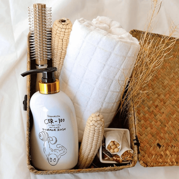 Elizavecca CER-100 Treatment Rinse – ενισχυτικό μαλακτικό με κολλαγόνο για φριζαρισμένα και χημικά επεξεργασμένα μαλλιά σε φυσικό περιβάλλον μπάνιου