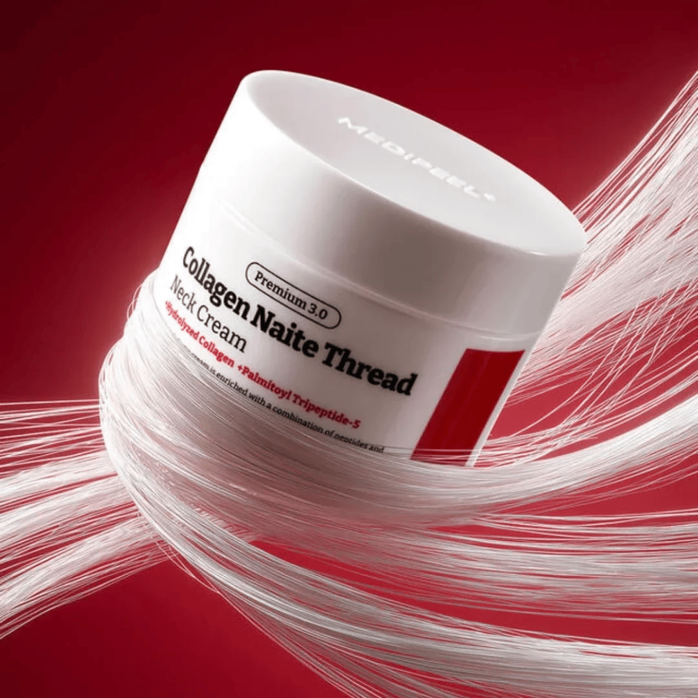 MEDIPEEL Collagen Naite Thread Neck Cream Premium 3.0 – συσφικτική κρέμα λαιμού με υδρολυμένο κολλαγόνο και πεπτίδια που βελτιώνουν την ελαστικότητα του δέρματος και μειώνουν τις ορατές γραμμές στο λαιμό και το ντεκολτέ.