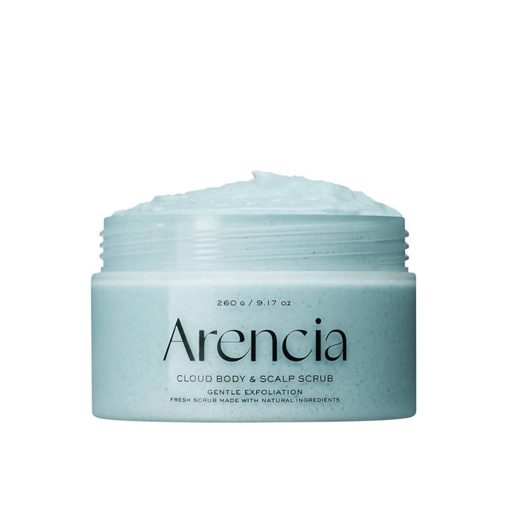Arencia Fresh Cloud Scrub French Mint & Lily σε λευκό φόντο. Αναζωογονητική απολέπιση σώματος και κεφαλής που απολεπίζει απαλά και προσφέρει δροσιστική, απαλή αίσθηση δέρματος.