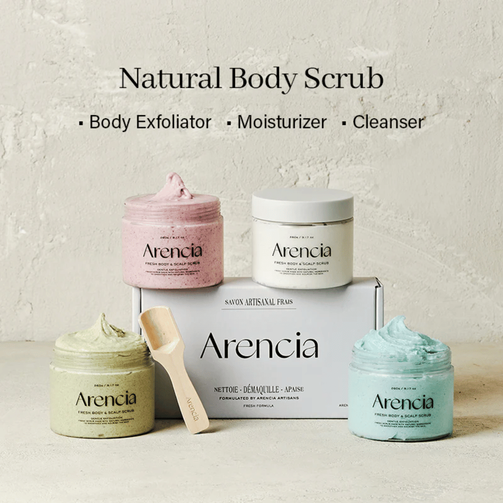 Arencia Fresh Cloud Body & Scalp Scrub σε διάφορες ποικιλίες τοποθετημένες μαζί. Vegan απολεπιστικό σώματος και τριχωτού που απολεπίζει, ενυδατώνει και καθαρίζει το δέρμα.