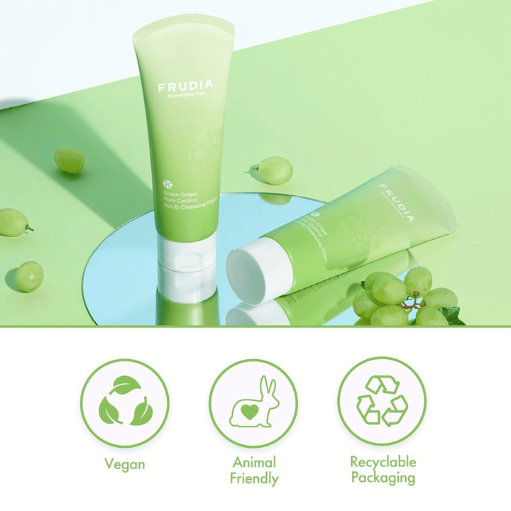 FRUDIA Green Grape Pore Control Scrub Cleansing Foam – vegan και cruelty-free καθαριστικό προσώπου με ανακυκλώσιμη συσκευασία, σχεδιασμένο για αποτελεσματική φροντίδα πόρων.