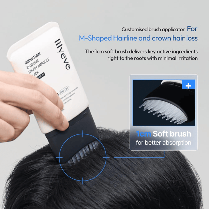 Άτομο εφαρμόζει το LILYEVE Grow:Turn Exosome Brush Ampoule Prime απευθείας στο τριχωτό της κεφαλής με τον ενσωματωμένο μαλακό εφαρμοστή με βούρτσα. Η εικόνα δείχνει πώς η σύνθεση φτάνει στις ρίζες των μαλλιών για στοχευμένη φροντίδα σε περίπτωση τριχόπτωσης και αραίωσης των μαλλιών.