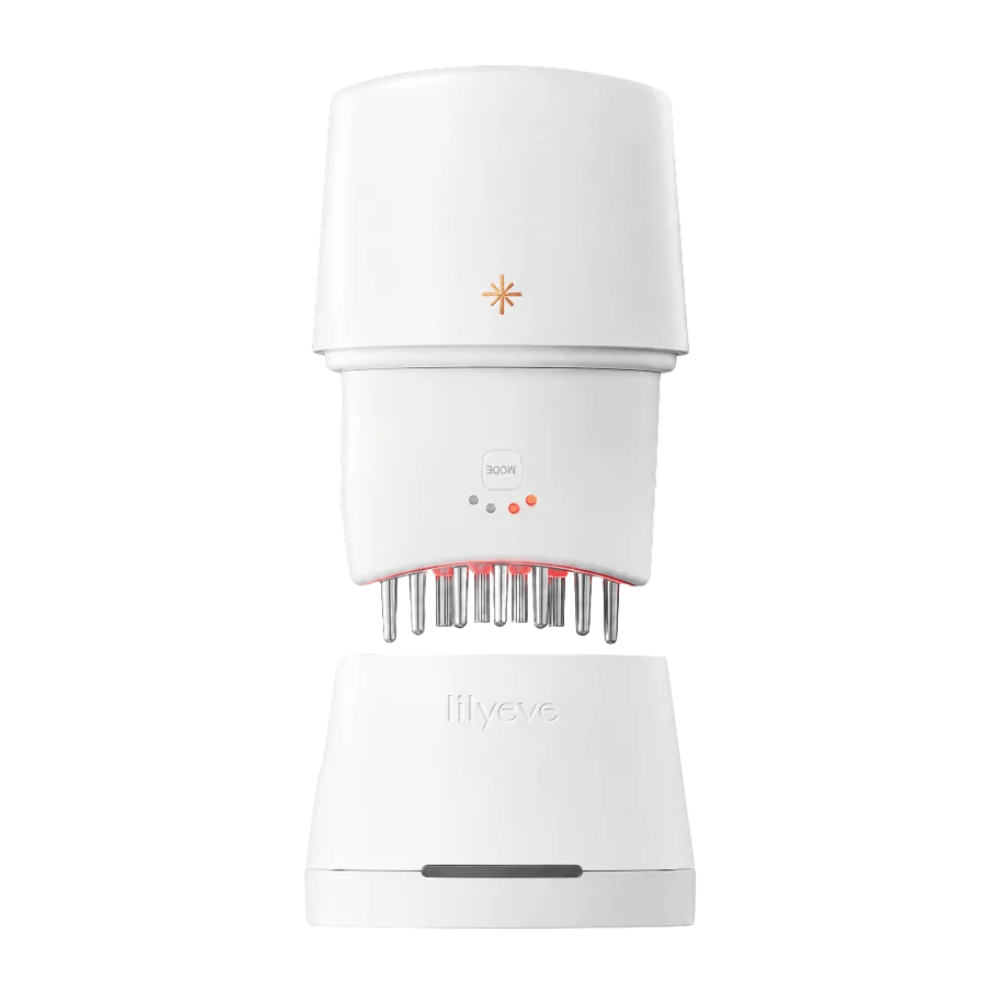 5. Lilyeve GrowTurn Pro – λευκή συσκευή για το τριχωτό της κεφαλής με κόκκινο φως LED και αντίστοιχη βάση φόρτισης