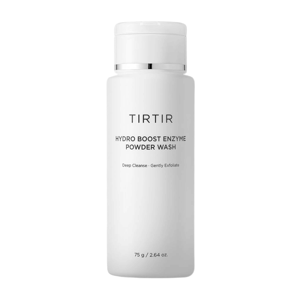Ένα λευκό, λείο μπουκάλι από TIRTIR Hydro Boost Enzyme Powder Wash. Το κείμενο στο μπουκάλι περιγράφει το προϊόν ως ένα βαθύ καθαριστικό και ήπιο απολεπιστικό καθαριστικό προσώπου. Το μέγεθος αναφέρεται ως 75 g / 2.64 oz.