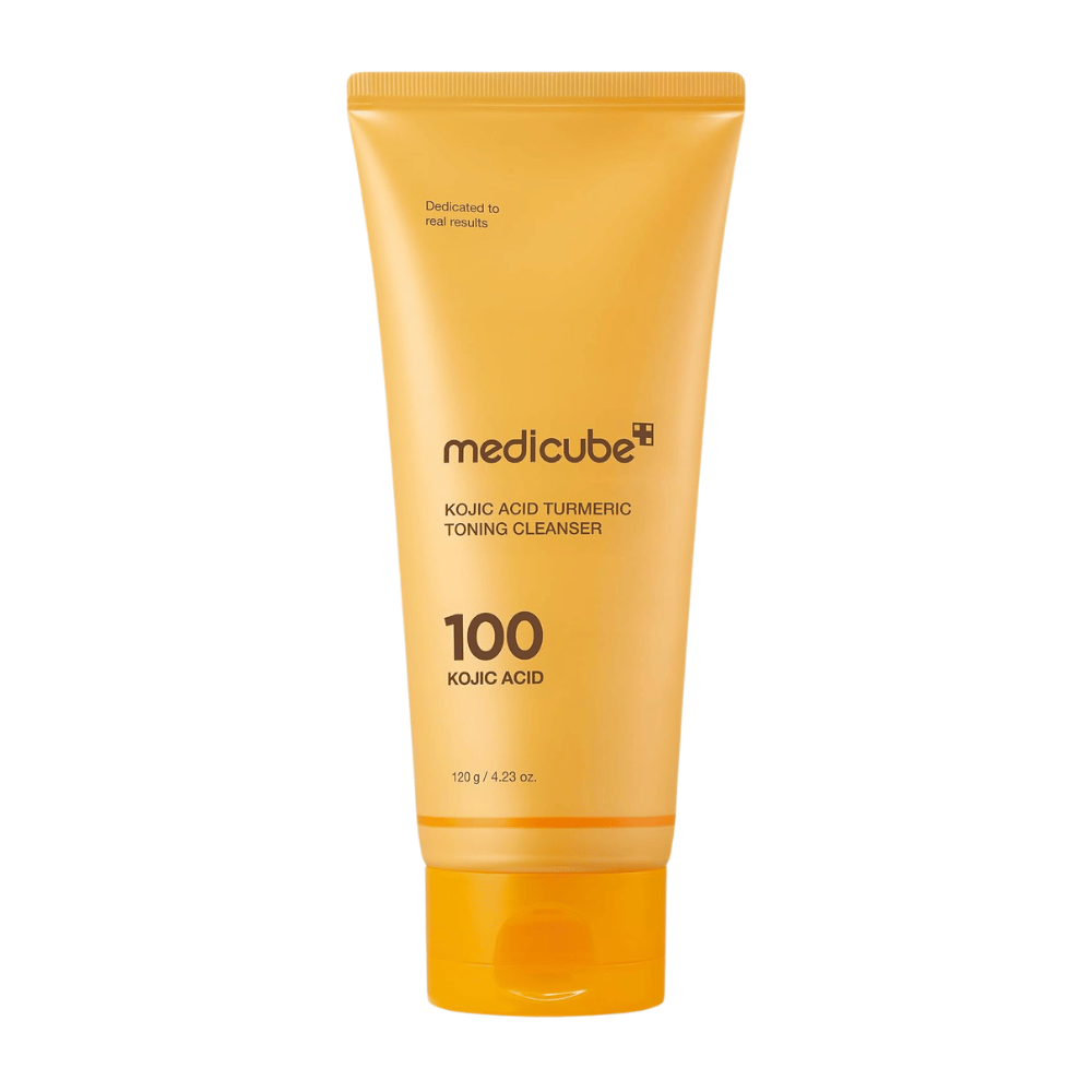 Medicube Kojic Acid Turmeric Toning Cleanser 120 g, καθαριστικό προσώπου με κοζικό οξύ και κουρκουμά σε κίτρινο σωληνάριο σε λευκό φόντο.