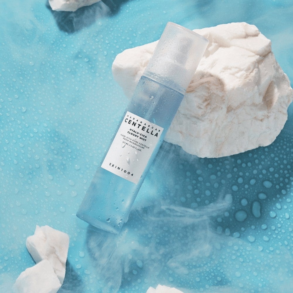 SKIN1004 Madagascar Centella Hyalu-Cica Cloudy Mist 120 ml – ενυδατικό σπρέι προσώπου με centella asiatica και υαλουρονικό οξύ σε υγρό περιβάλλον