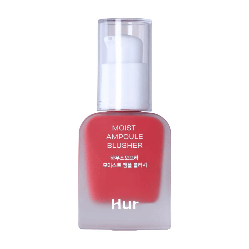 House of Hur Moist Ampoule Blusher στην απόχρωση #02 Deep Plum προσφέρει έναν βαθύ δαμασκηνί τόνο στα μάγουλά σας. Αυτό το ενυδατικό ρουζ προσφέρει μακροχρόνια ενυδάτωση και μια φυσική, φρέσκια λάμψη όλη την ημέρα.