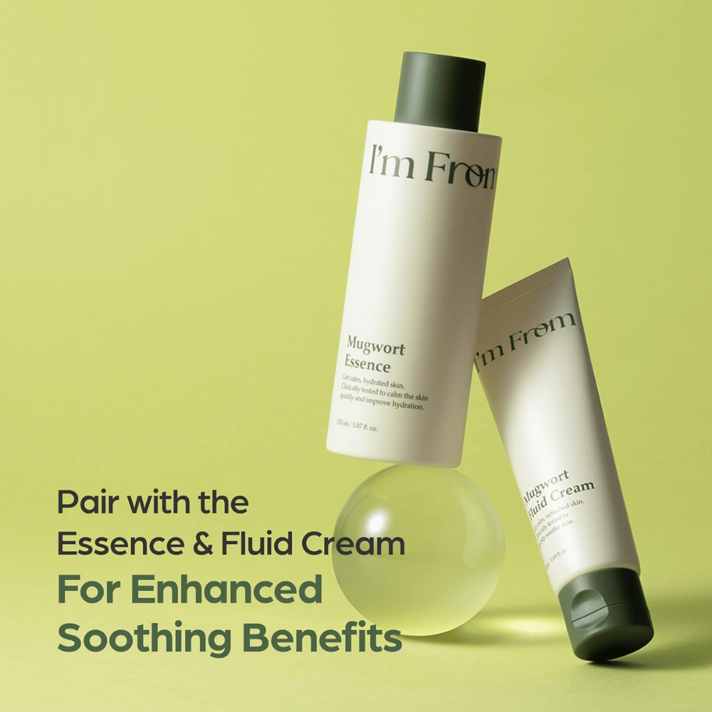 I'm From Mugwort Essence μαζί με την Mugwort Fluid Cream για μια καταπραϋντική ρουτίνα περιποίησης που ενυδατώνει και ενισχύει το ευαίσθητο δέρμα.