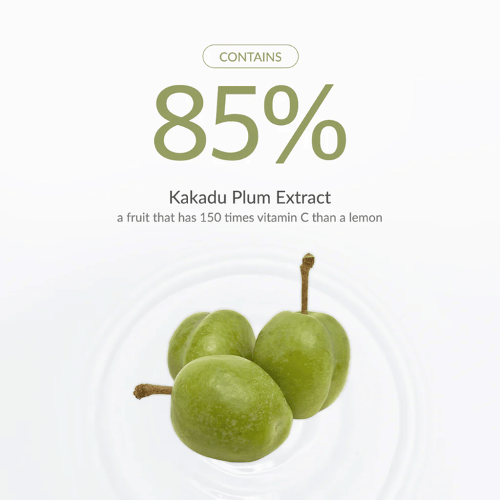 Dr. Althea Natural Radiance Essence με 85% εκχύλισμα Kakadu Plum, πλούσιο σε βιταμίνη C για να προσφέρει λάμψη, να εξομαλύνει τον τόνο του δέρματος και να ενισχύσει τη λάμψη.