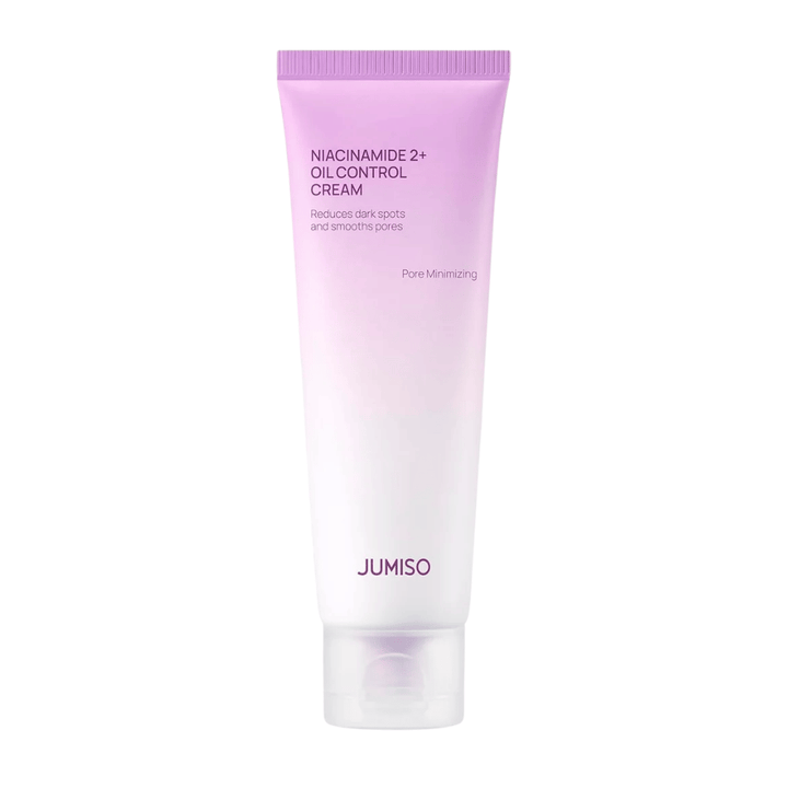 Εικόνα προϊόντος του/της JUMISO Niacinamide 2+ Oil Control Cream σε ανοιχτό φόντο. Το ροζ και λευκό σωληνάριο αναδεικνύει την έμφαση του προϊόντος στον έλεγχο του σμήγματος, στη μείωση των πόρων και στη βελτίωση του τόνου της επιδερμίδας για λιπαρό και μικτό δέρμα.