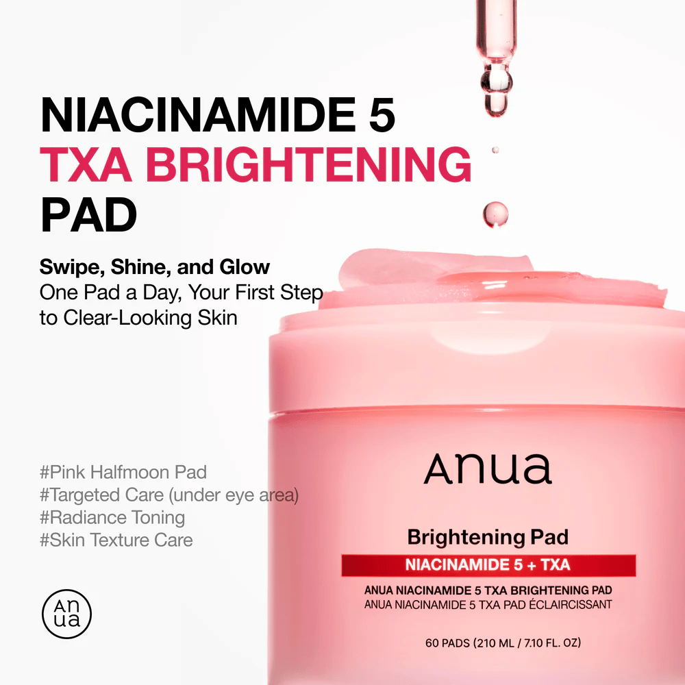 Ροζ δοχείο με Anua Niacinamide 5 TXA Brightening Pad και ημικυκλικά pads, με κείμενο που αναδεικνύει τη λάμψη, ομοιόμορφο τόνο δέρματος και στοχευμένη φροντίδα με νιασιναμίδη και τρανεξαμικό οξύ.