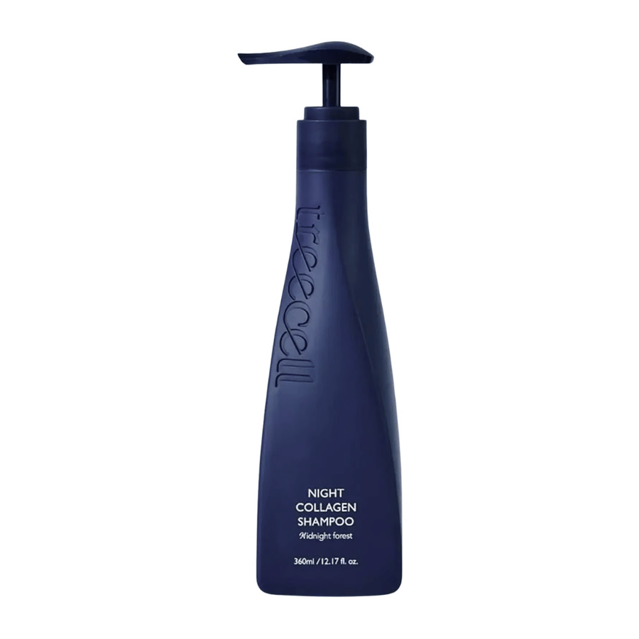 Κομψή απομονωμένη εικόνα προϊόντος του Treecell Night Collagen Shampoo Midnight Forest σε ανοιχτόχρωμο φόντο με έμφαση στον μινιμαλιστικό σχεδιασμό και την premium αίσθηση.