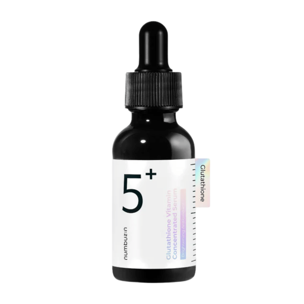 Εικόνα προϊόντος στο Numbuzin No.5+ Glutathione Vitamin Concentrated Serum σε μαύρο γυάλινο μπουκάλι με πιπέτα. Για αποτελέσματα εξισορρόπησης της χρωστικής.