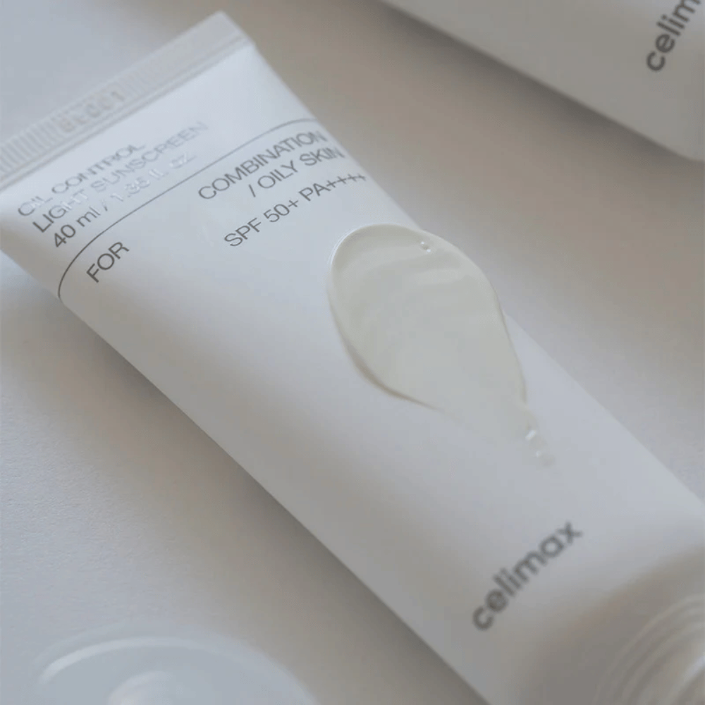 Celimax Oil Control Light Sunscreen SPF 50+ PA++++ με ελαφριά υφή gel-cream που απορροφάται γρήγορα και αφήνει το δέρμα ενυδατωμένο χωρίς κολλώδη αίσθηση