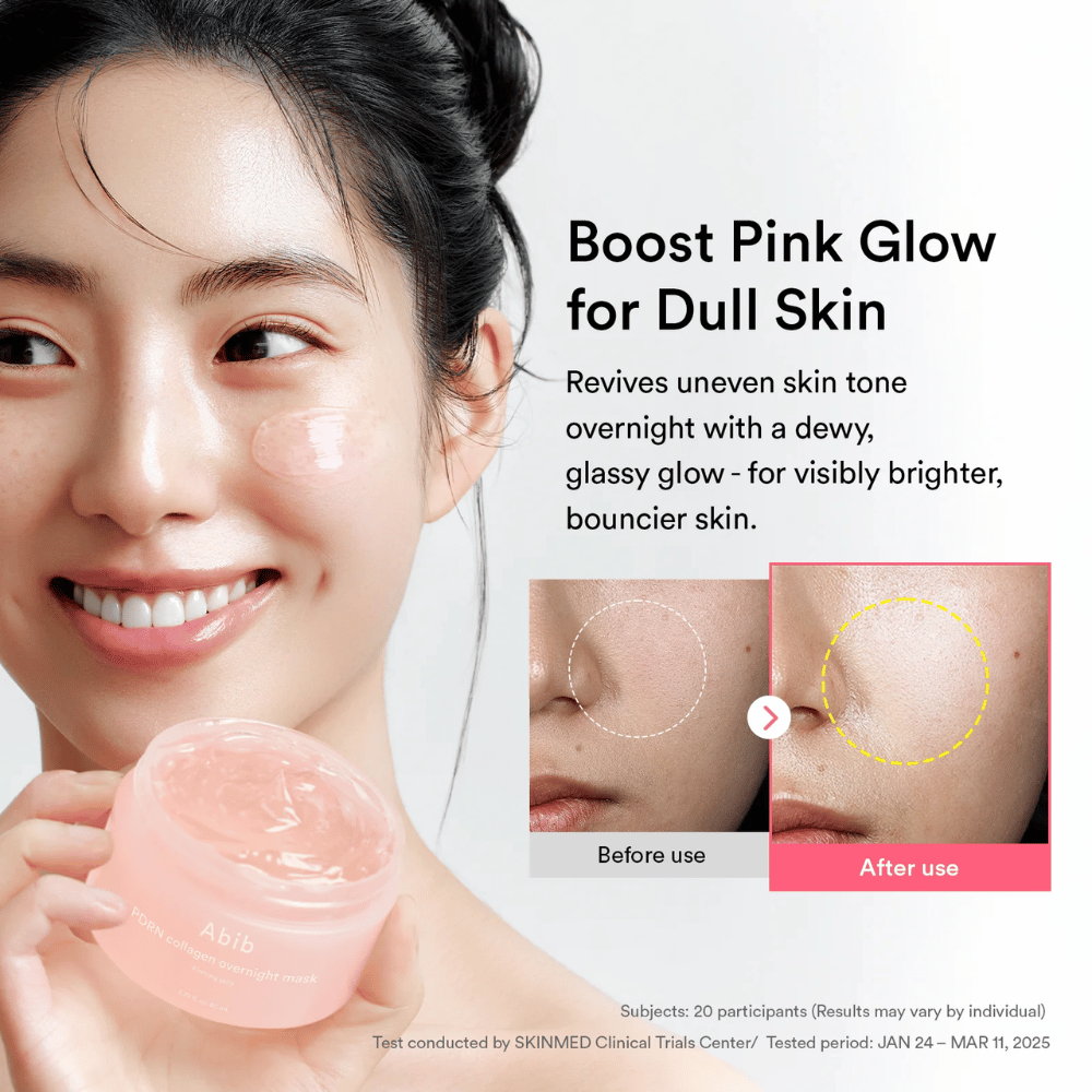 Μοντέλο που κρατά το Abib PDRN Collagen Overnight Mask μαζί με απεικόνιση πριν και μετά που δείχνει λάμψη και πιο ομοιόμορφο τόνο επιδερμίδας μετά από χρήση κατά τη διάρκεια της νύχτας.