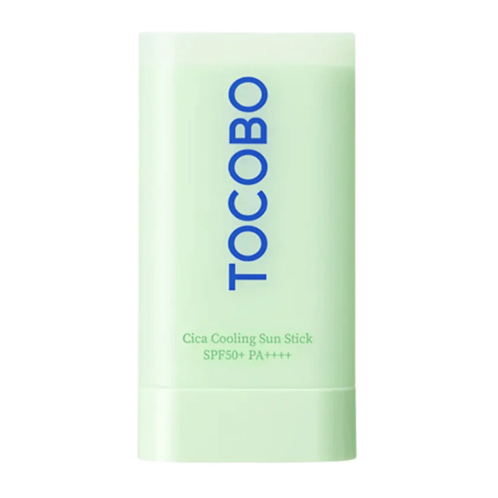 Tocobo Cica Cooling Sun Stick SPF50+ PA++++ σε πράσινη συσκευασία μέντας με μπλε κείμενο, εμφανίζεται σε λευκό φόντο.