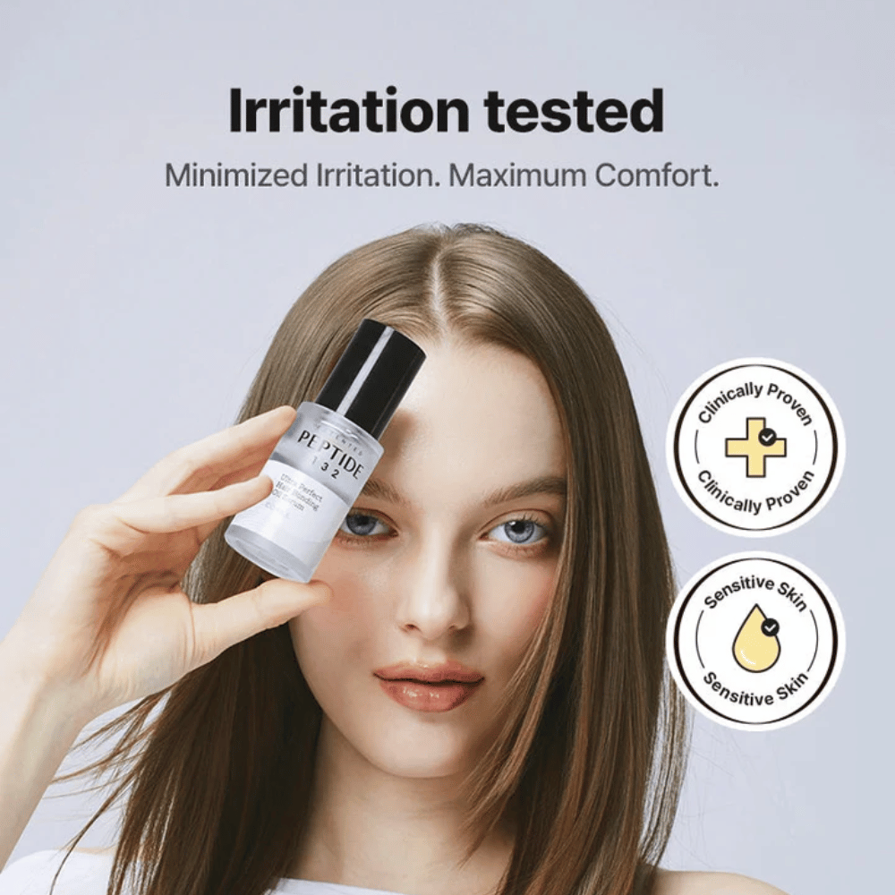 Γυναίκα κρατάει το COSRX Peptide 132 Hair Serum – κλινικά δοκιμασμένη σύνθεση για ευαίσθητο δέρμα και μέγιστη άνεση.