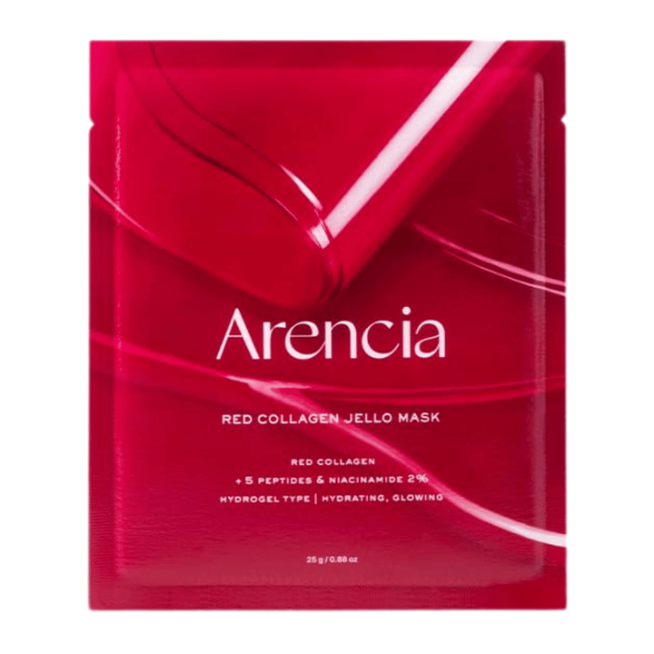 Κοντινή λήψη του Arencia Red Collagen Jello Mask που δείχνει την υφή που μοιάζει με ζελέ και τη μάσκα πλούσια σε ορό για εντατική φροντίδα κολλαγόνου.