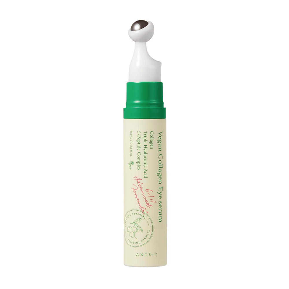 AXIS-Y Vegan Collagen Eye Serum 10ml με έναν πράσινο εφαρμοστή, σχεδιασμένο για να μειώνει τις ρυτίδες και να ενυδατώνει την ευαίσθητη περιοχή γύρω από τα μάτια. Το προϊόν περιέχει βέγκαν-κολλαγόνο, υαλουρονικό οξύ και ένα σύμπλεγμα 5-πεπτιδίων για να προσφέρει εντατική φροντίδα και θρέψη.