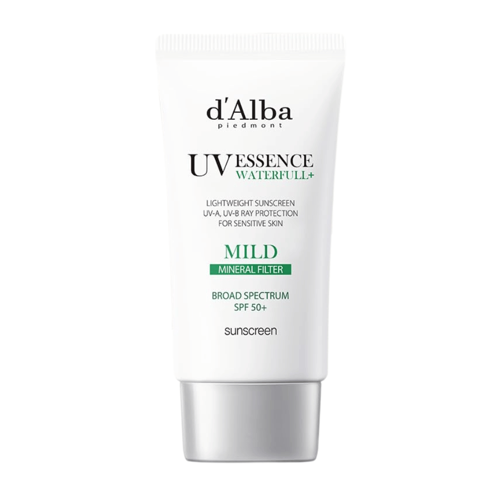 d’Alba Waterfull Mild Sun Cream SPF 50+ – ήπια αντηλιακή κρέμα με ανόργανα φίλτρα που προστατεύει το ευαίσθητο δέρμα από UVA/UVB. Ελαφριά, ενυδατική φόρμουλα σε κομψό λευκό σωληνάριο.