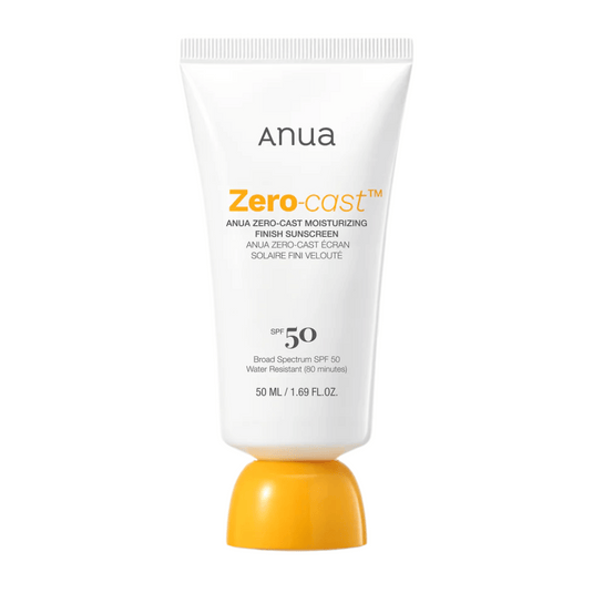 Εικόνα προϊόντος για ANUA Zero-Cast Moisturizing Finish Sunscreen SPF 50 σε λευκό σωληνάριο με πορτοκαλί καπάκι, 50 ml. Ένα ελαφρύ αντηλιακό χωρίς λευκό ίχνος, ανθεκτικό στο νερό έως και 80 λεπτά.