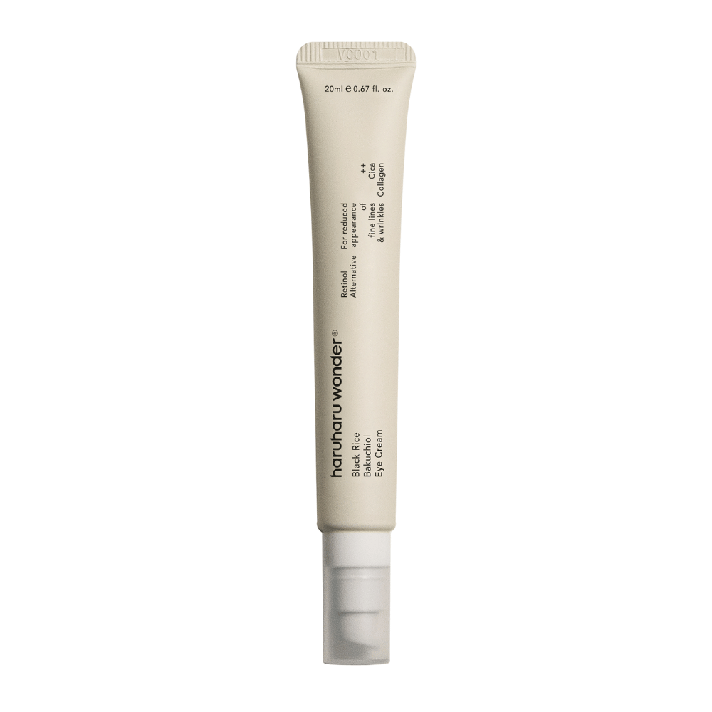 Ένας σωλήνας Haruharu Wonder Black Rice Bakuchiol Eye Cream 20ml σε λευκό φόντο για να μειώσει την ορατότητα των λεπτών γραμμών και ρυτίδων.