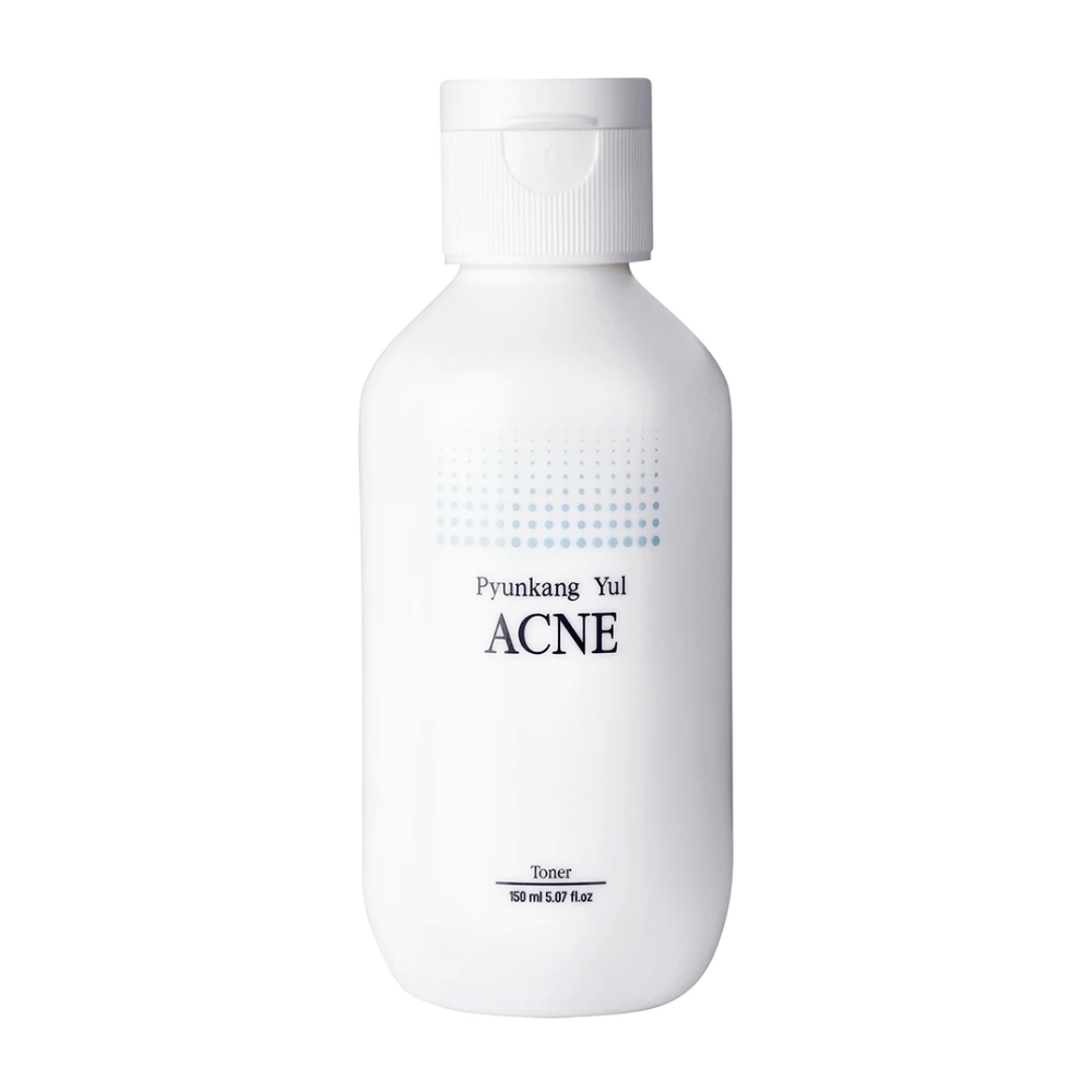 Ένα μπουκάλι Pyunkang Yul Acne Toner 150ml σε λευκό φόντο.