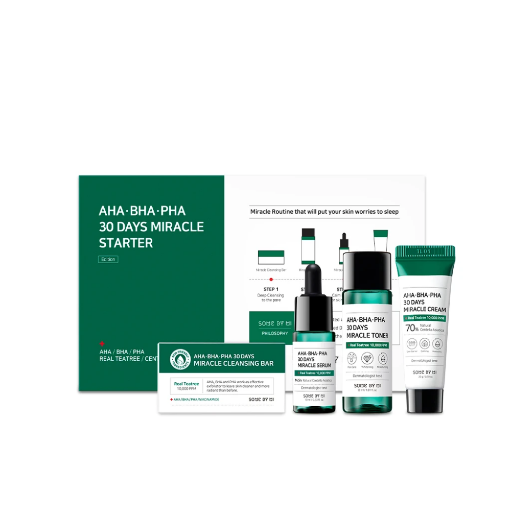 Ένα σετ από SOME BY MI AHA, BHA, PHA 30 Days Miracle Starter Limited Set με ένα πράσινο κουτί.